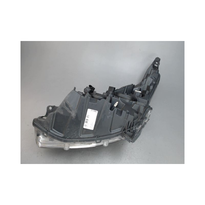 PHARE DROIT PEUGEOT 208