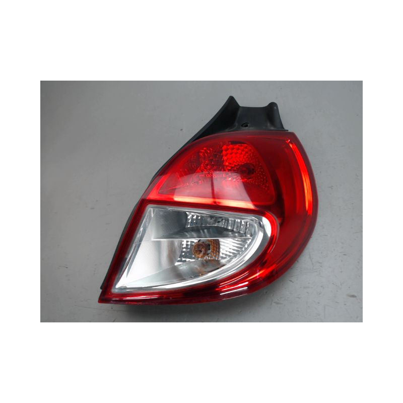FEU ARRIERE DROIT RENAULT CLIO