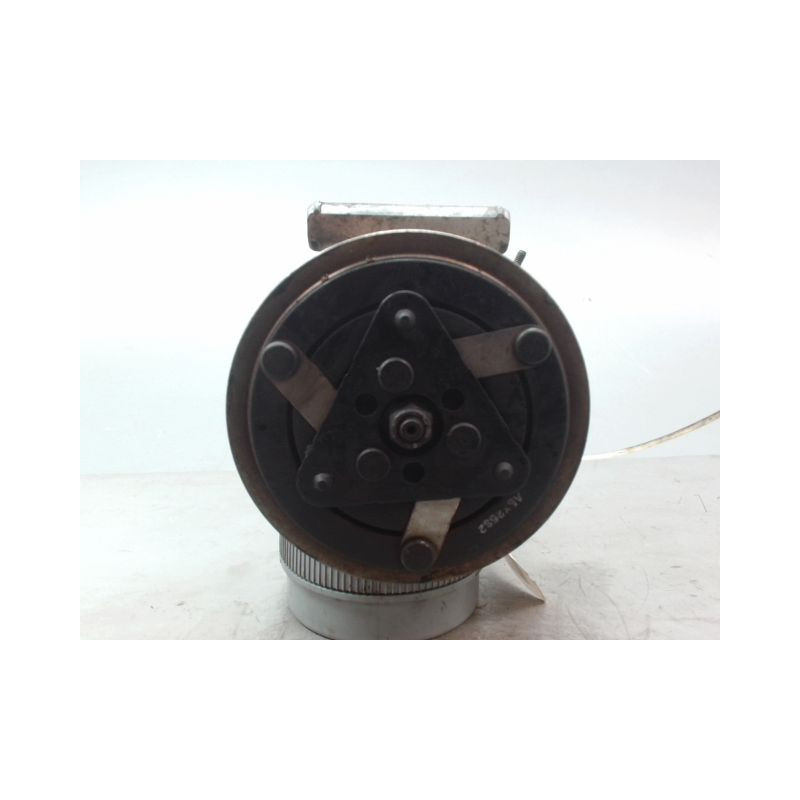 COMPRESSEUR AIR CONDITIONNE CITROEN XSARA Phase 2 2000-2004