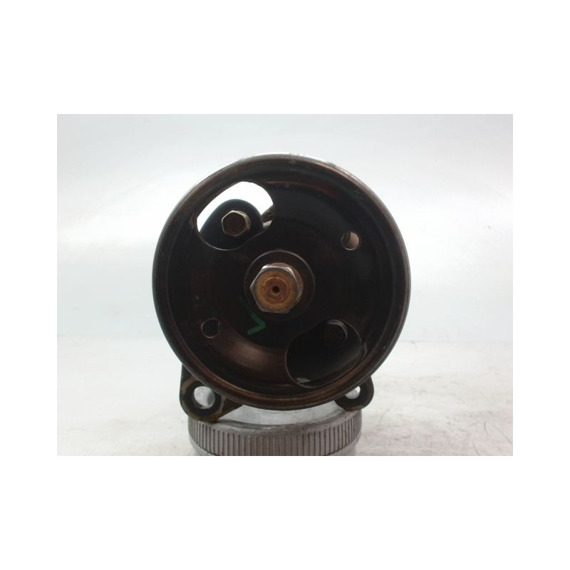 POMPE DIRECTION ASSISTEE NISSAN NAVARA KING-CAB