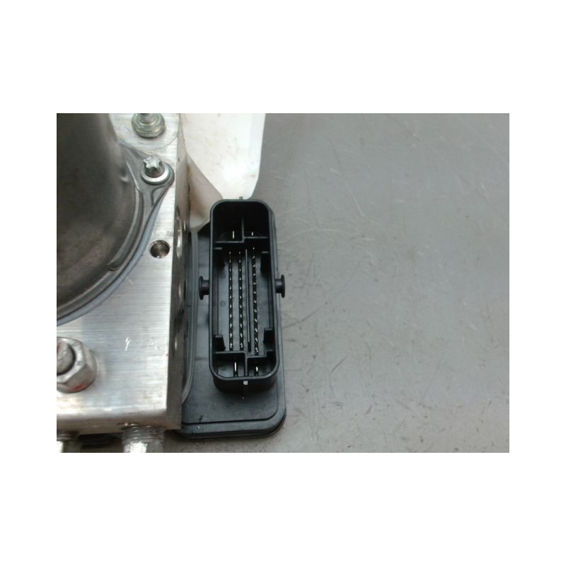 UNITE HYDRAULIQUE ABS RENAULT CLIO