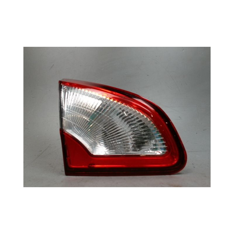 FEU ARRIERE INTERIEUR GAUCHE NISSAN QASHQAI