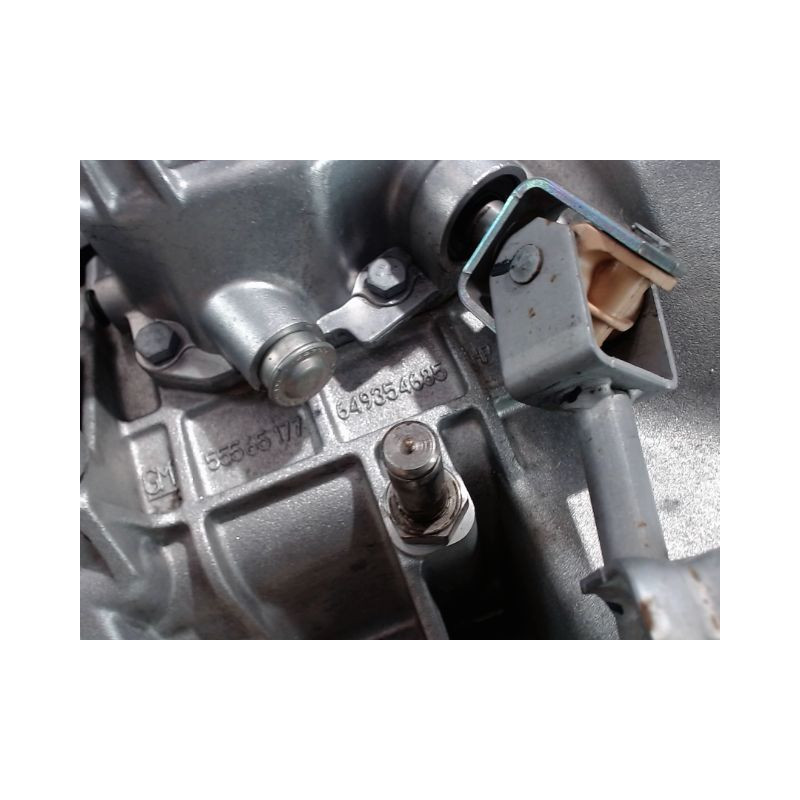 BOITE A VITESSE MECANIQUE OPEL CORSA 1.0 