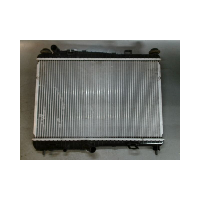 RADIATEUR FORD FIESTA