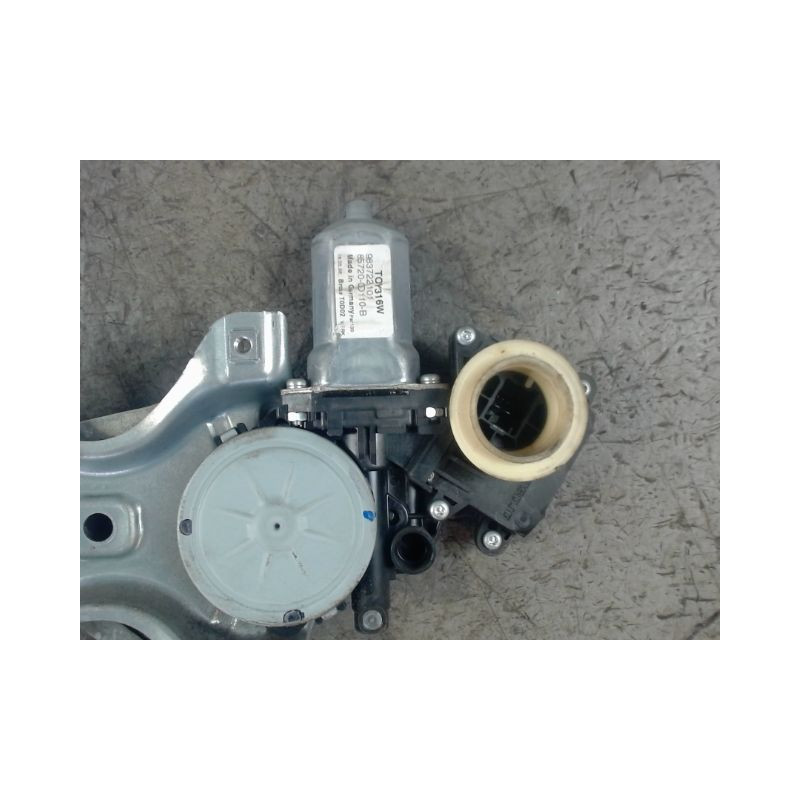 MECANISME+MOTEUR LEVE-GLACE AVANT GAUCHE TOYOTA YARIS 2005-