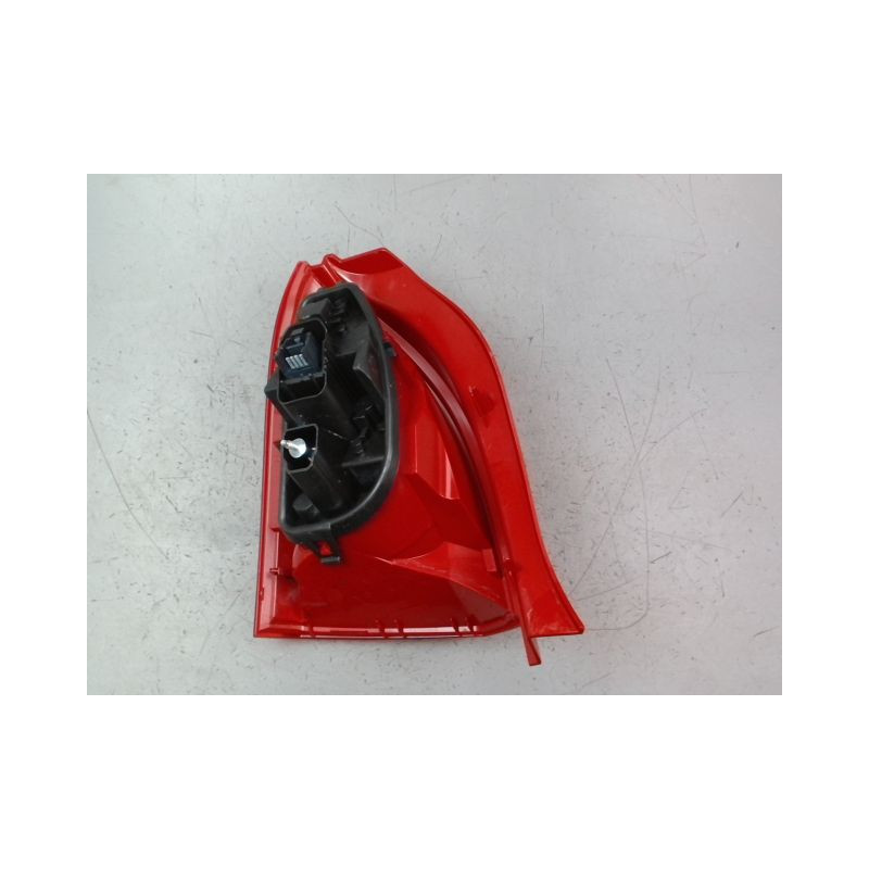 FEU ARRIERE DROIT RENAULT TWINGO II Phase 2 2011-2014