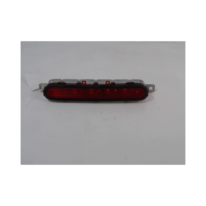FEUX STOP SUPPLEMENTAIRE TOYOTA COROLLA VERSO 2004-2007