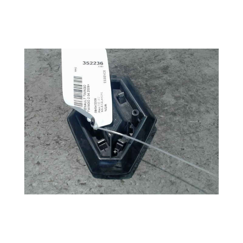 SIGLE CALANDRE RENAULT TWINGO 2 2009-