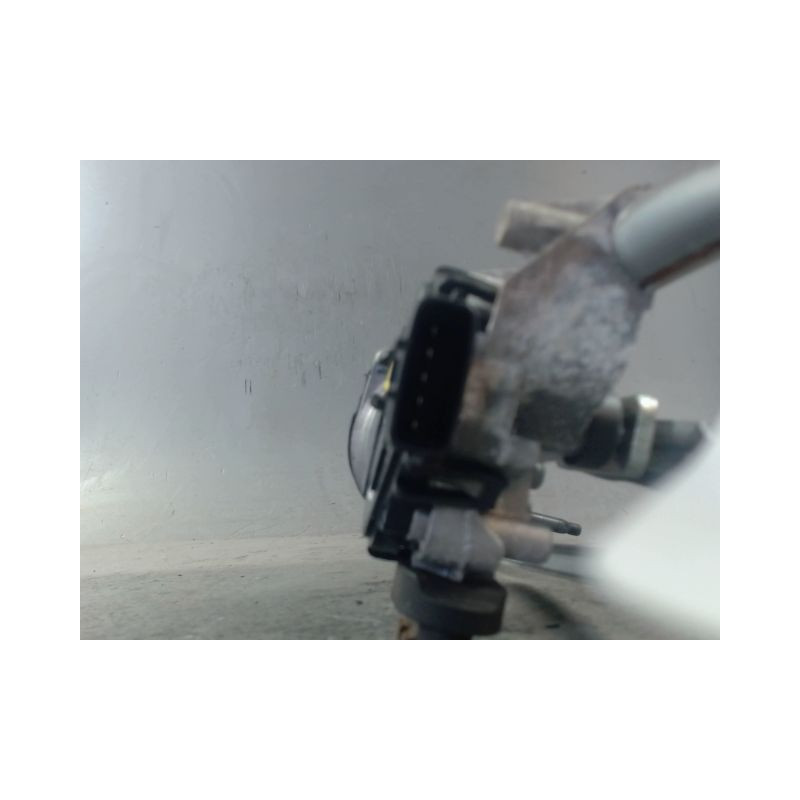 MECANISME ESSUIE-GLACE AVANT DACIA SANDERO 2008-