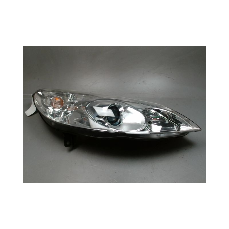 PHARE DROIT PEUGEOT 407 SW