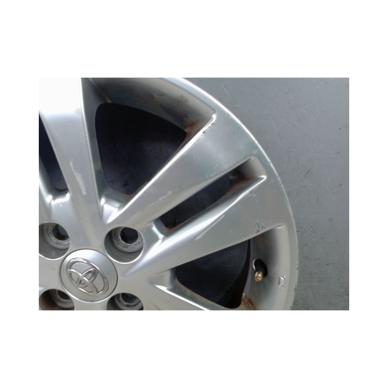 JANTE ALUMINIUM TOYOTA IQ 2008-
