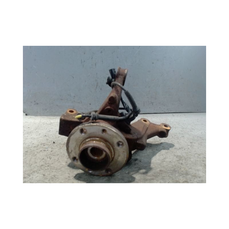 PIVOT AVANT DROIT DACIA SANDERO 2008-