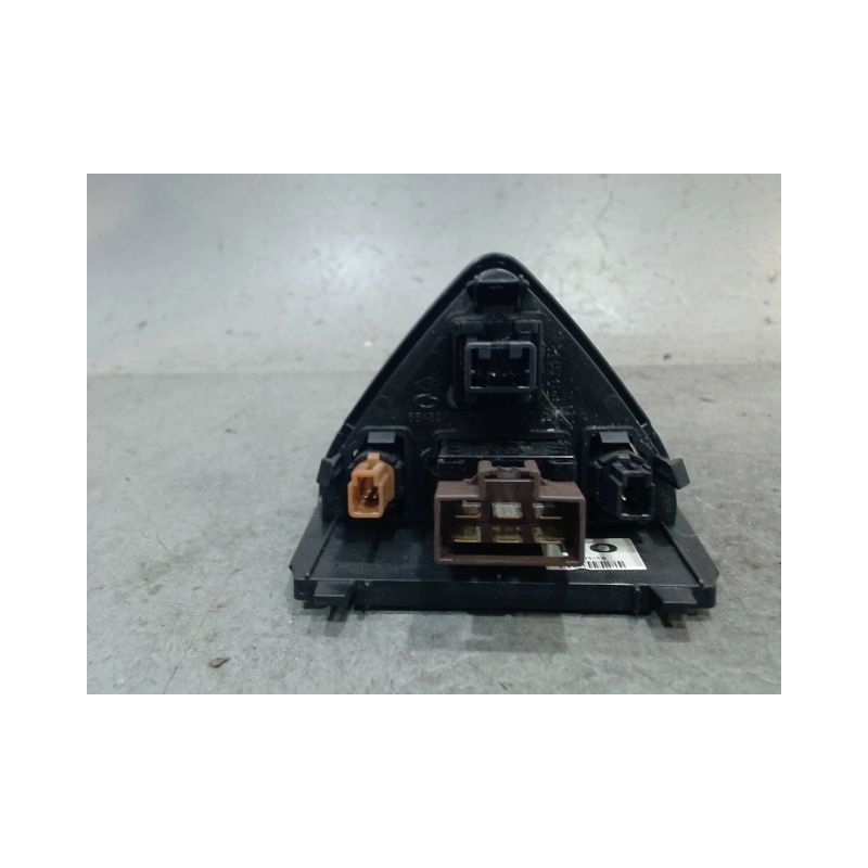 BOUTON DE WARNING RENAULT KOLEOS