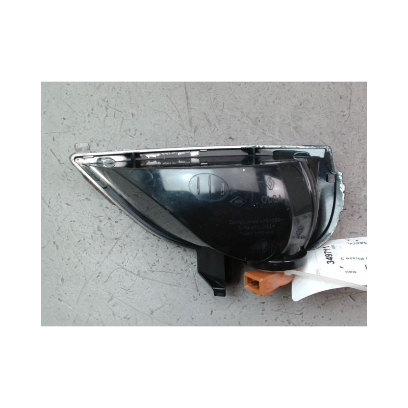 FEU DE PARE-CHOC ARRIERE GAUCHE RENAULT SCENIC MONOSP. III Phase 3 2013-...