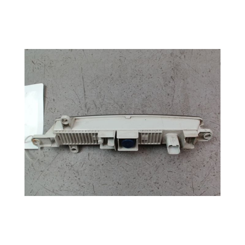 FEUX POSITION DROIT PEUGEOT 308 SW 2008-
