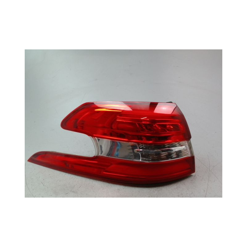 FEU ARRIERE GAUCHE  PEUGEOT 308 SW 2008-