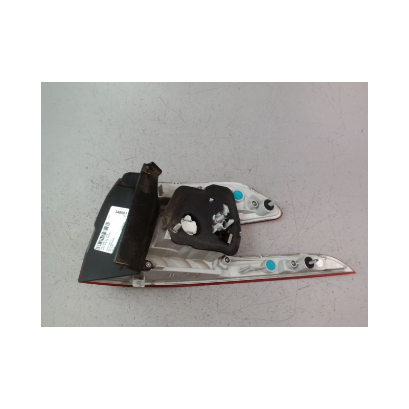 FEU ARRIERE GAUCHE  PEUGEOT 308 SW 2008-