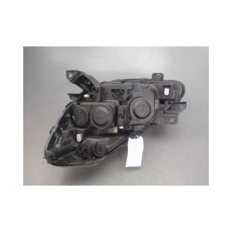 PHARE DROIT RENAULT CLIO