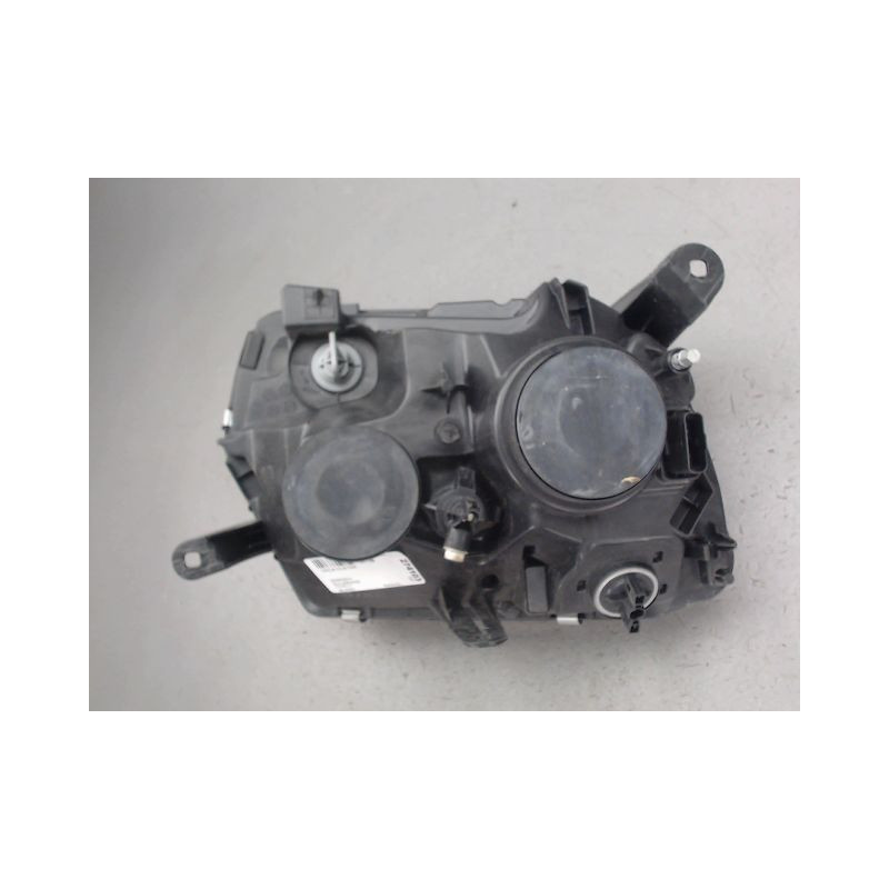 PHARE GAUCHE DACIA DUSTER