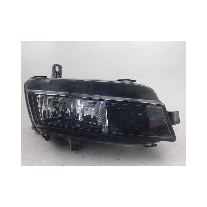 PHARE ANTIBROUILLARD AVANT DROIT VOLKSWAGEN GOLF
