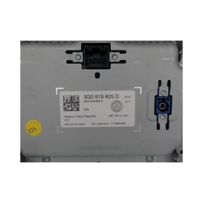 ECRAN GPS VOLKSWAGEN GOLF