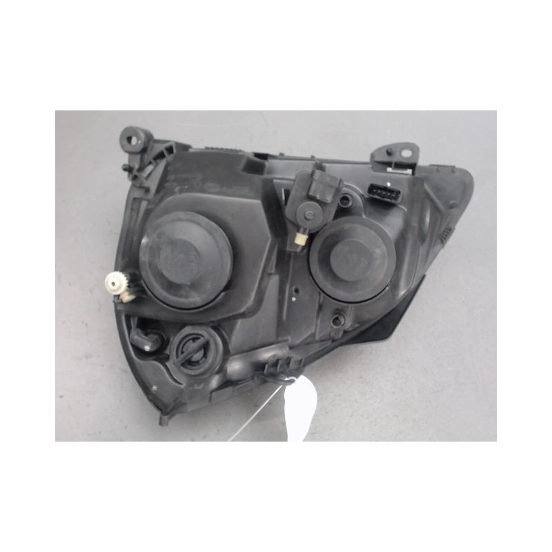 PHARE DROIT RENAULT CLIO