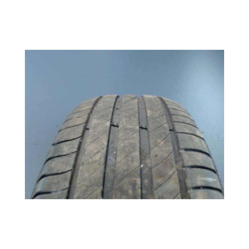 Pneu MICHELIN PRIMACY 4 215 60 16 99 V