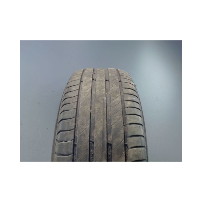 Pneu MICHELIN PRIMACY 4 215 60 16 99 V