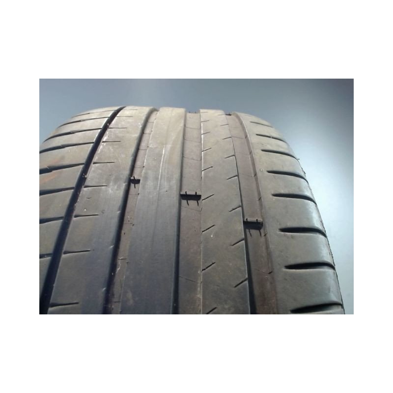 Pneu MICHELIN PILOT SPORT 4 245 40 18 97 Y