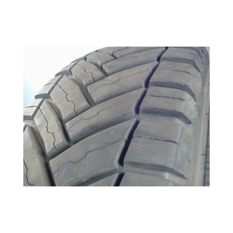 Pneu MICHELIN AGILIS CROSSCLIMATE 195 70 15 104 T