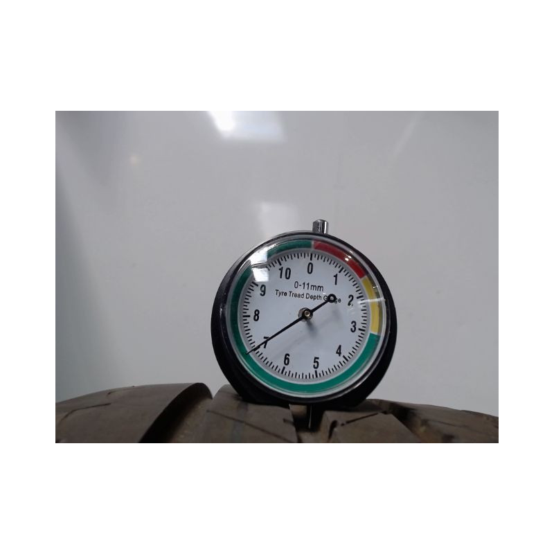 Pneu GOOD YEAR EFFICIENT GRIP 205 50 17 93 V