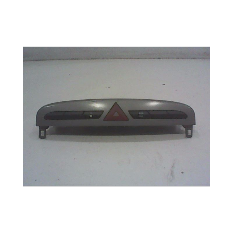 BOUTON DE WARNING PEUGEOT 308 2009-