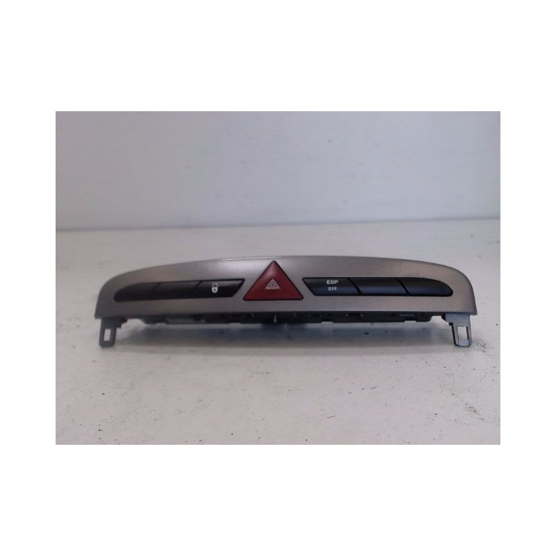 BOUTON DE WARNING PEUGEOT 308 2007-