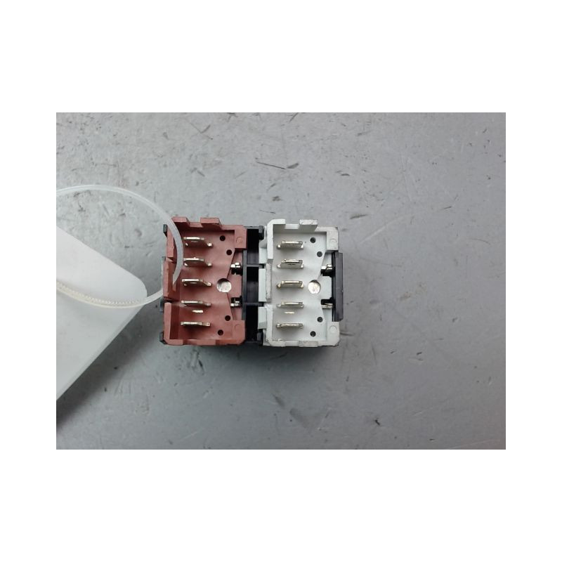 COMMANDE LEVE-GLACE PORTE AVD CITROEN XSARA Phase 1 1997-2000