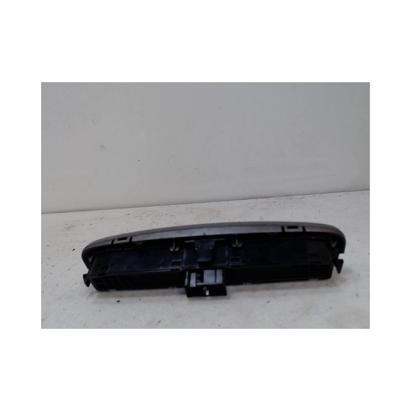 BOUTON DE WARNING PEUGEOT 308