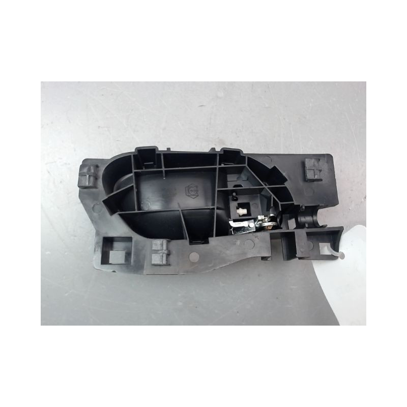POIGNEE INTERIEURE PORTE AVANT GAUCHE CITROEN GRAND C4 PICASSO MONOSP. I LONG 2006-2013