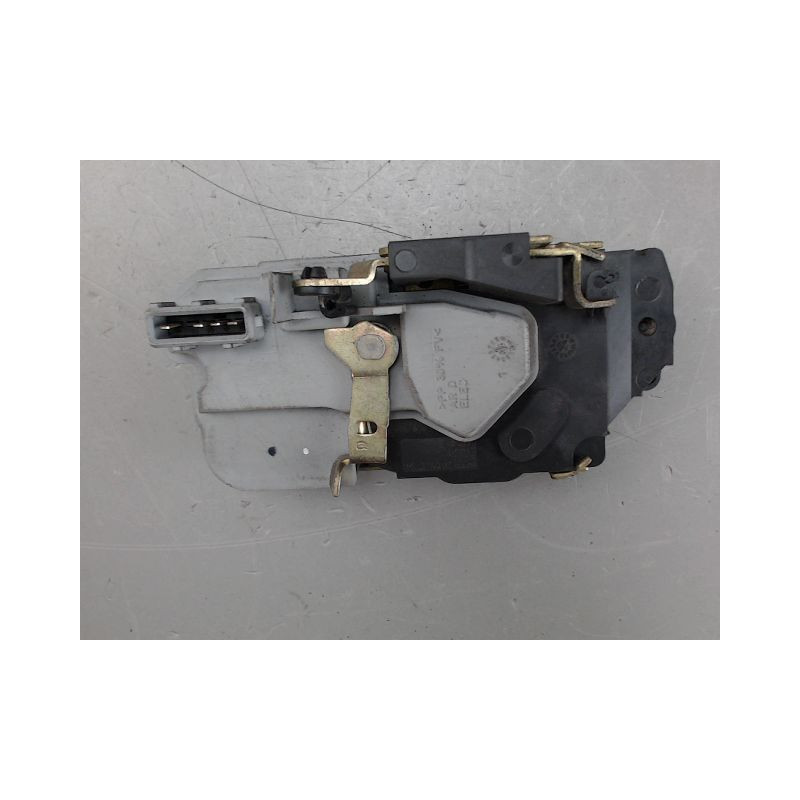 SYSTEME CONDAMNATION ARRIERE DROIT PEUGEOT 206