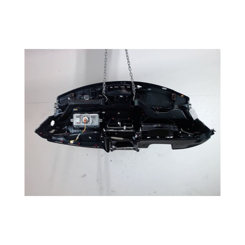 PLANCHE DE BORD  TOYOTA YARIS