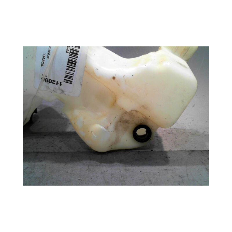RESERVOIR LAVE-GLACE AVANT PEUGEOT 3008