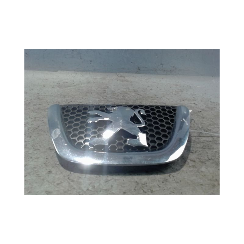 SIGLE CALANDRE PEUGEOT 307 CC 2005-