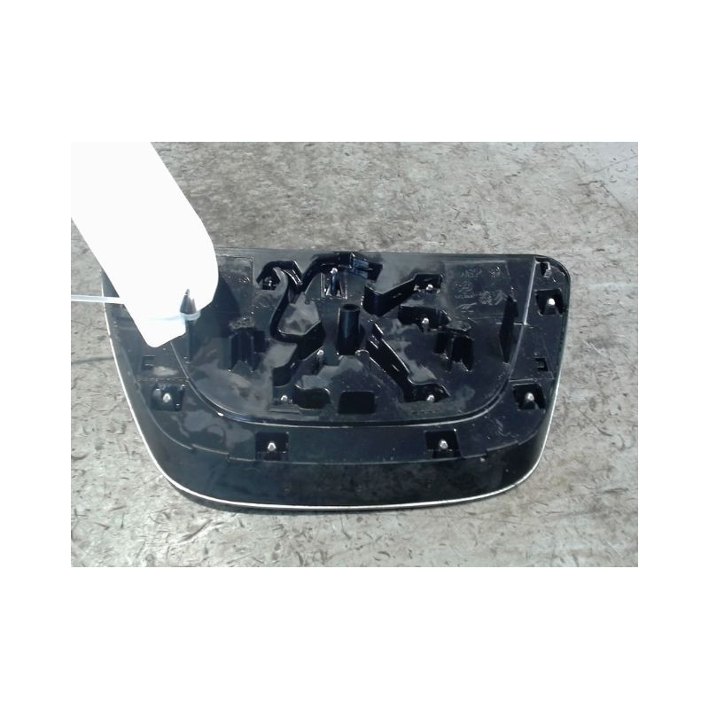 SIGLE CALANDRE PEUGEOT 307 CC 2005-