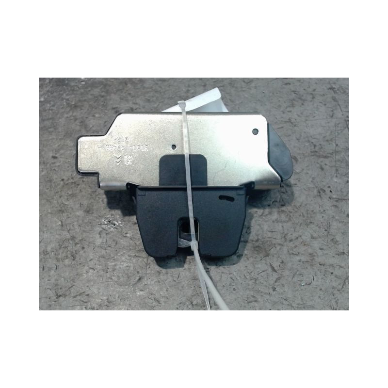 SERRURE COFFRE ARRIERE CITROEN DS3 2009-