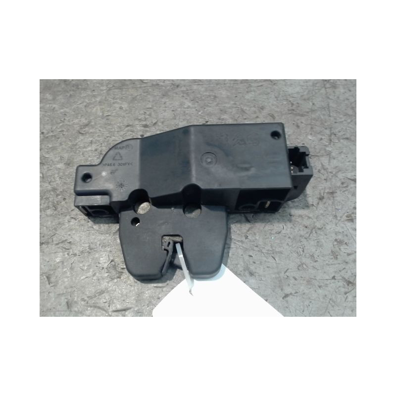 SERRURE COFFRE ARRIERE PEUGEOT 607 2004-