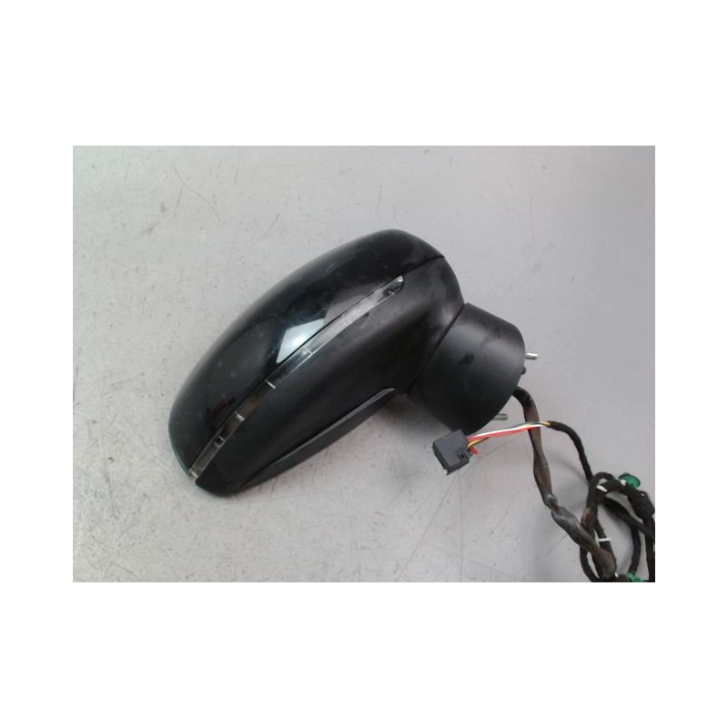 RETROVISEUR EXTERIEUR ELECTRIQUE DROIT AUDI A1