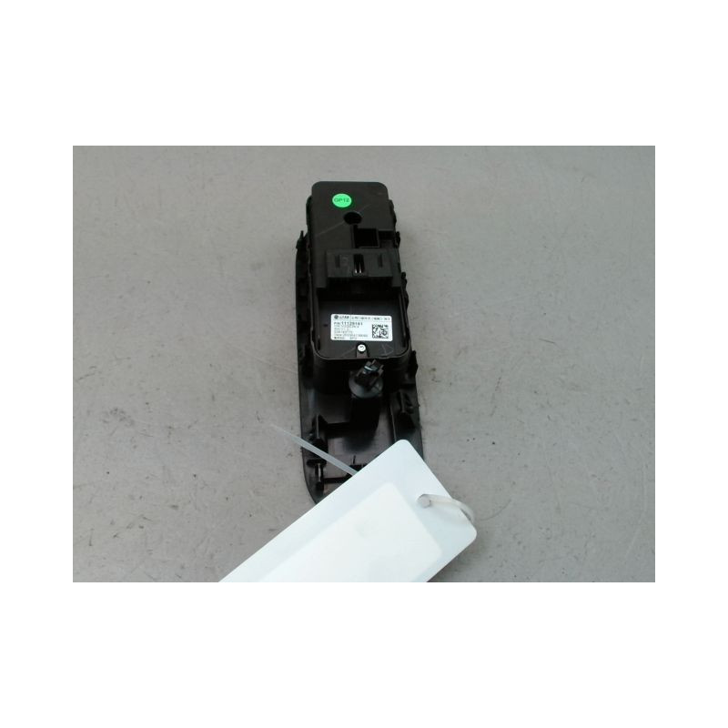 COMMANDE LEVE-GLACE PORTE AVG M.G. MG4