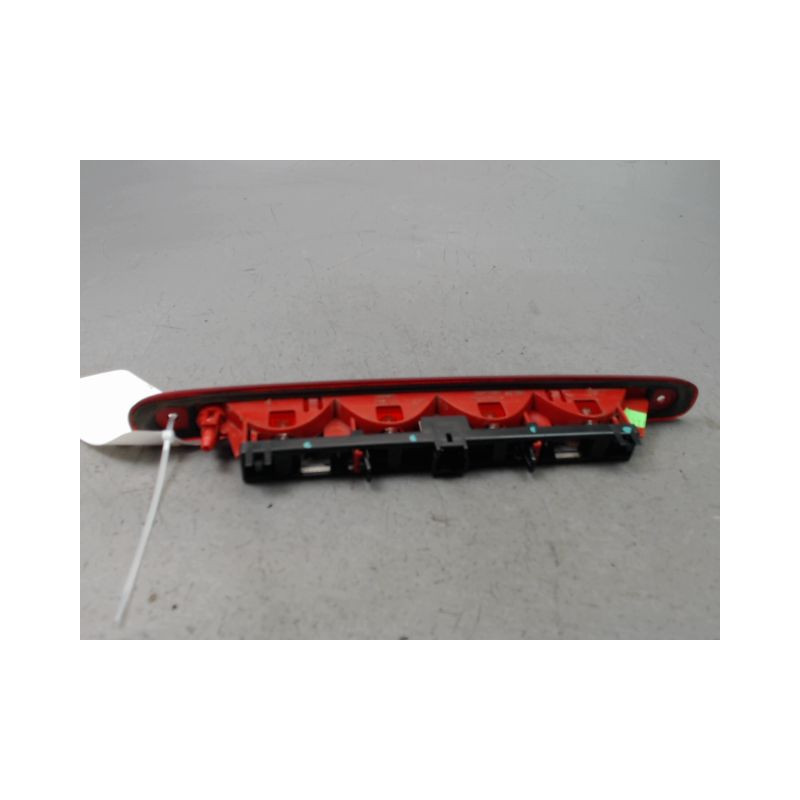 FEUX STOP SUPPLEMENTAIRE PEUGEOT 107 Phase 2 2009-2012