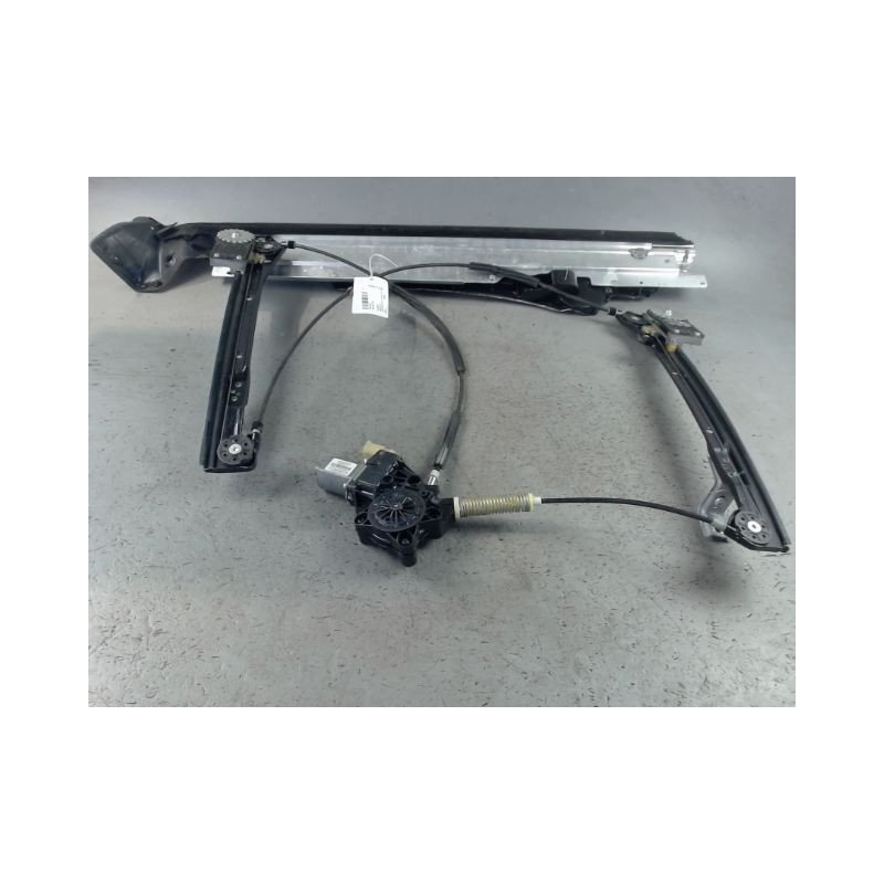 MECANISME+MOTEUR LEVE-GLACE AVANT GAUCHE MINI MINI 2010-