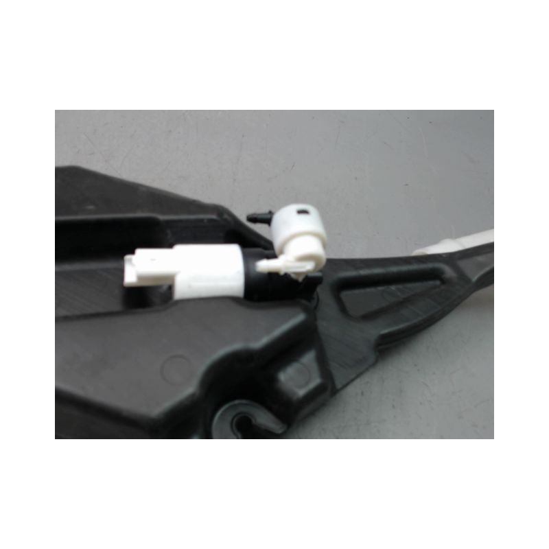 RESERVOIR LAVE-GLACE AVANT PEUGEOT 308 2011-