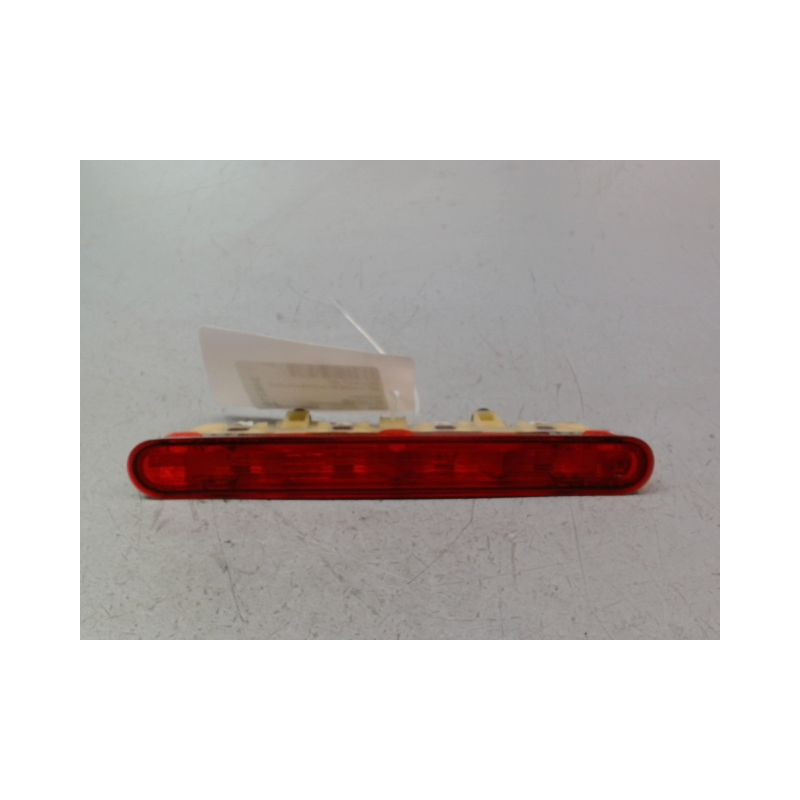 FEUX STOP SUPPLEMENTAIRE PEUGEOT 207 2006-2013