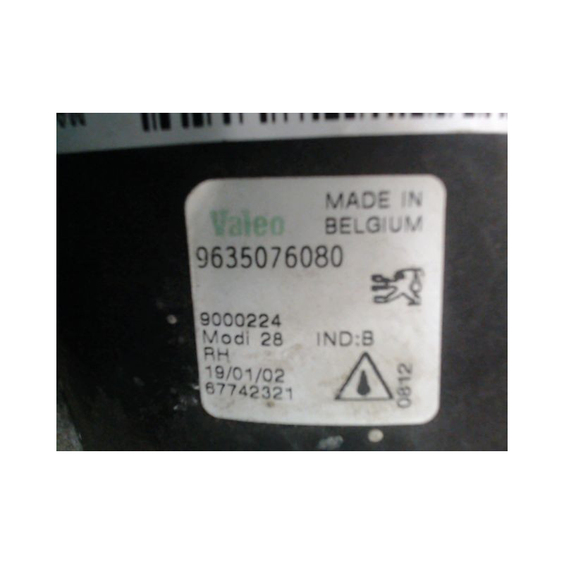 PHARE ANTIBROUILLARD AVANT DROIT PEUGEOT 206